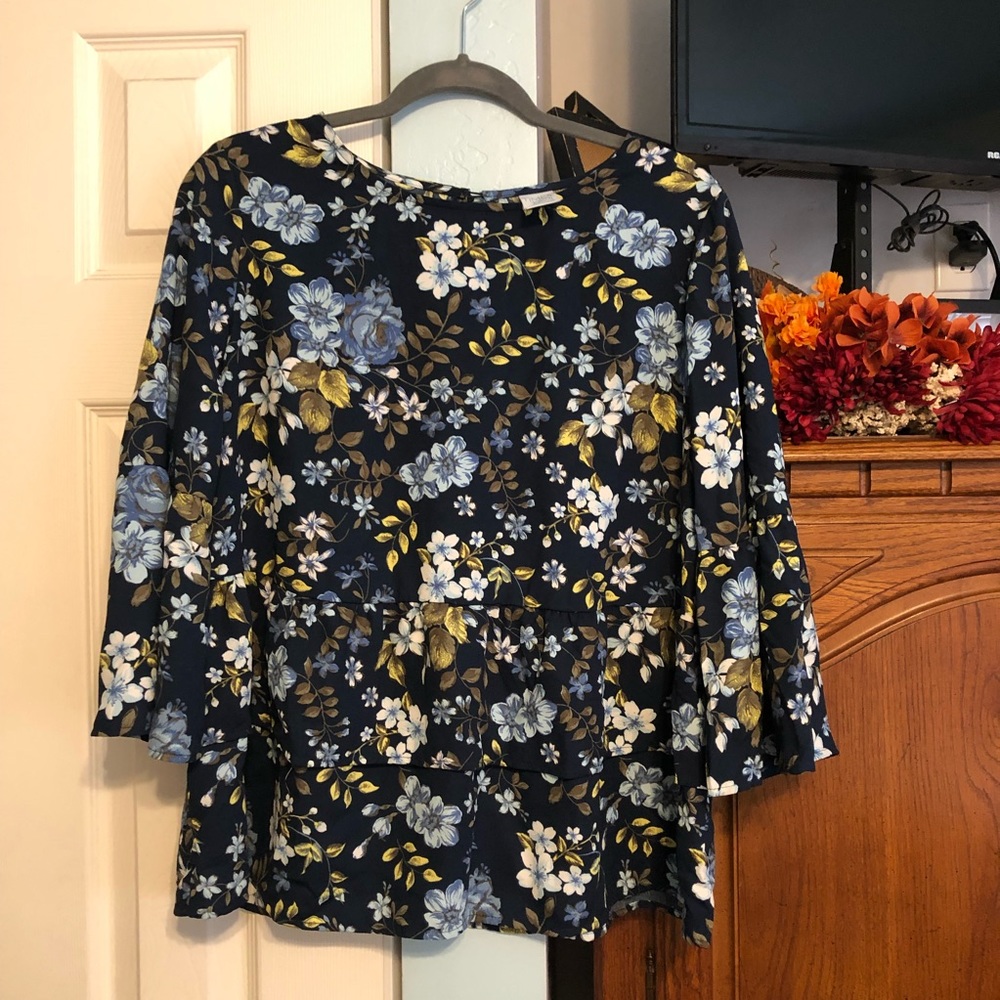 Time and Tru Floral Blouse